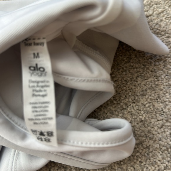 ALO Yoga Wild Thing Bra White Camo Medium - Picture 6 of 6